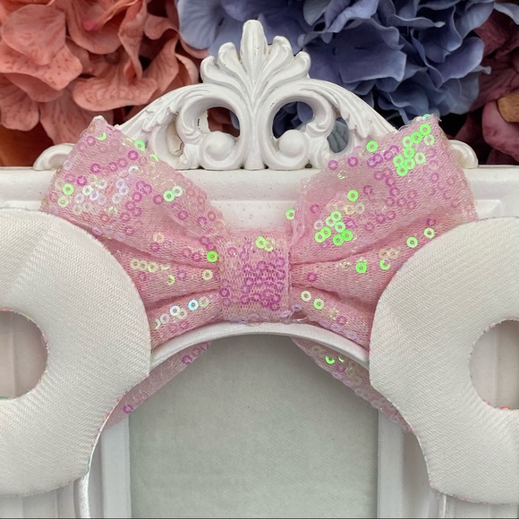 Minnie Mouse Sequin Sprinkle Donut Headband w/ Bow - Picture 8 of 11